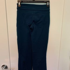 Lululemon pants size 2 like new